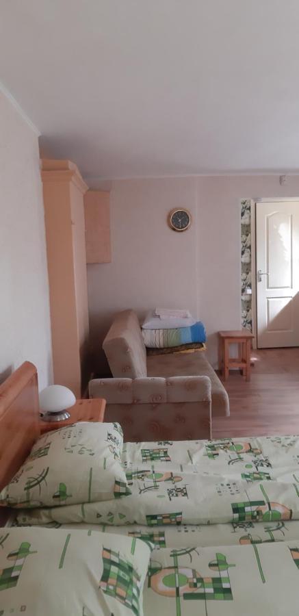 Atmatas Hotel Bernati Luaran gambar